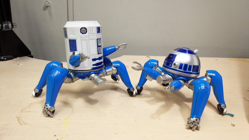 Illustration for article titled R2-D2 And C-3PO Are Out Of Control